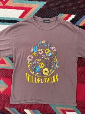 Zutter Mauve Wildflowers Graphic Tee - Short Sleeve over sized